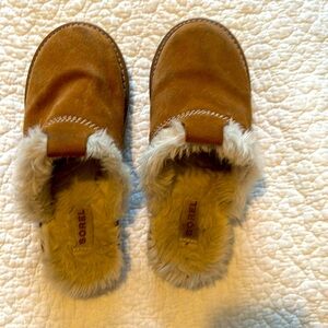 Slippers